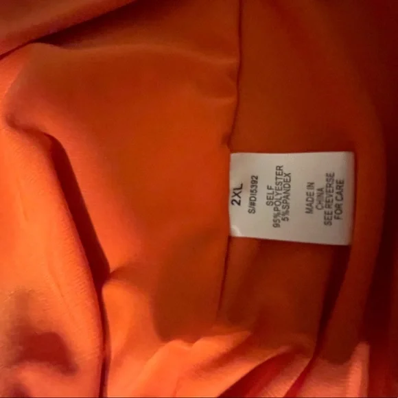 Ruched plus size dress - Picture 4 of 4